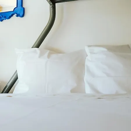 Help Yourself Hostels - Restelo-2